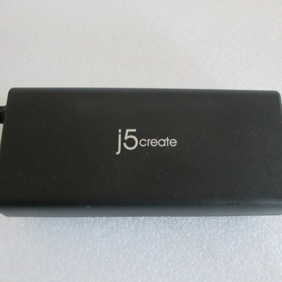 j5 CREATE 100W PD USB-C™ SUPER CHARGER - Picture 6 of 13